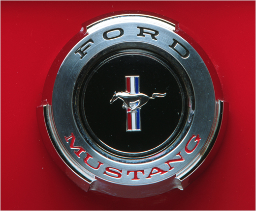 evolution-of-the-ford-mustang-badge-logo-design-16