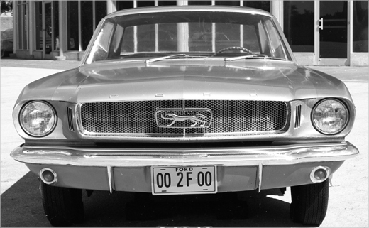 evolution-of-the-ford-mustang-badge-logo-design-11