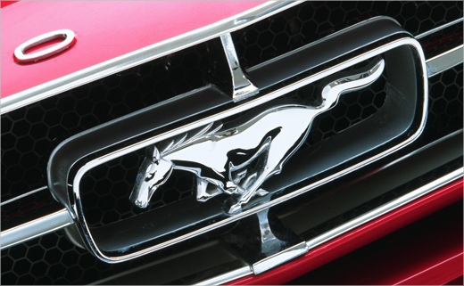 evolution-of-the-ford-mustang-badge-logo-design-5