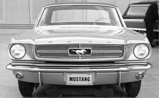 evolution-of-the-ford-mustang-badge-logo-design-6